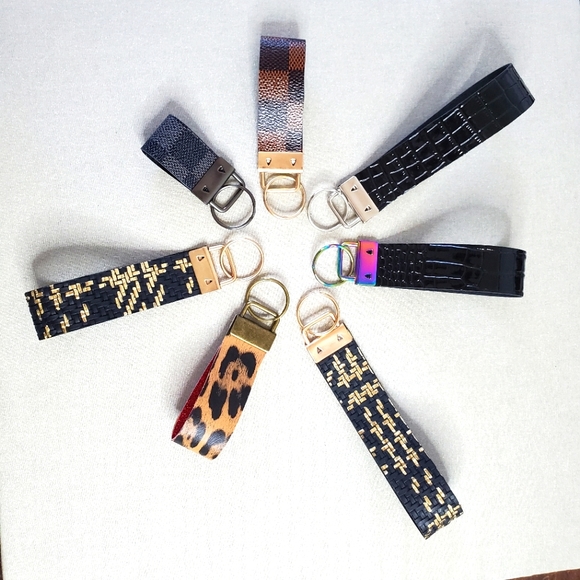 Custom Key Fobs / Key Chains - Picture 1 of 2